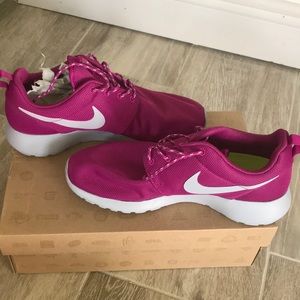 Purple Nike Shoes